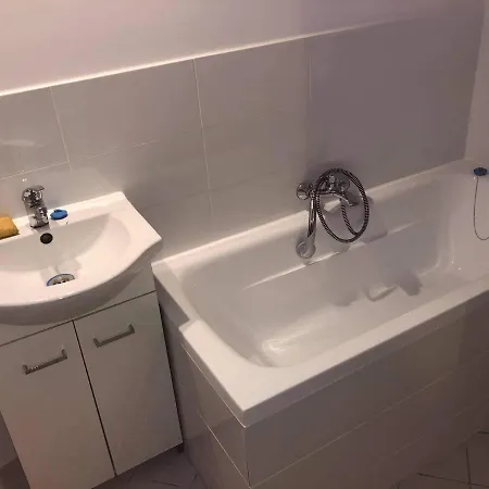 Apartament Apartament Hoza *